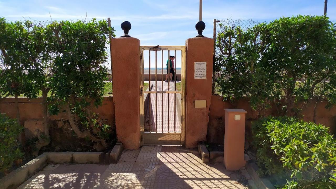 Coqueto Apartamento Con Terraza En La Playa Roquetas de Mar Esterno foto