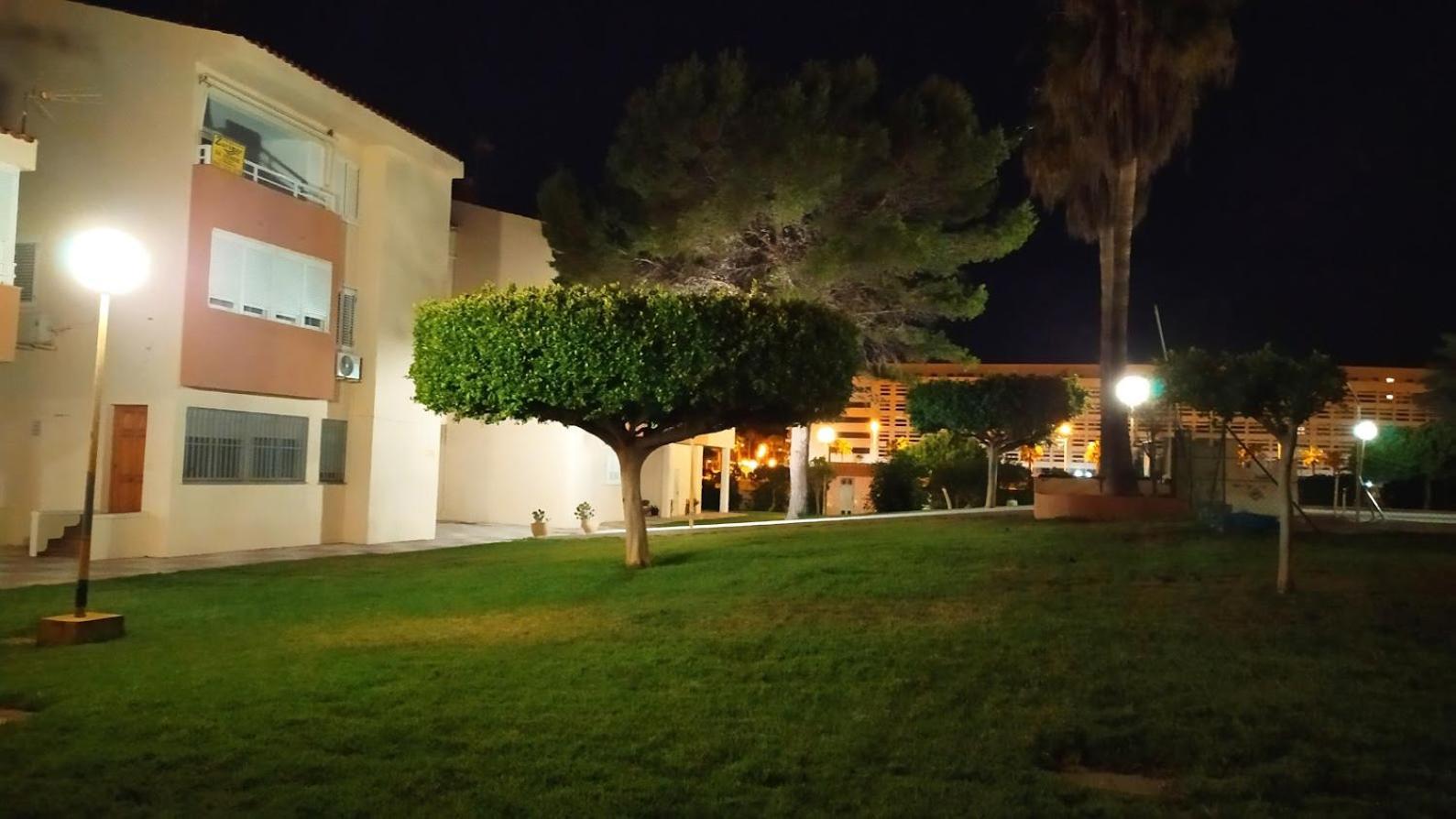 Coqueto Apartamento Con Terraza En La Playa Roquetas de Mar Esterno foto