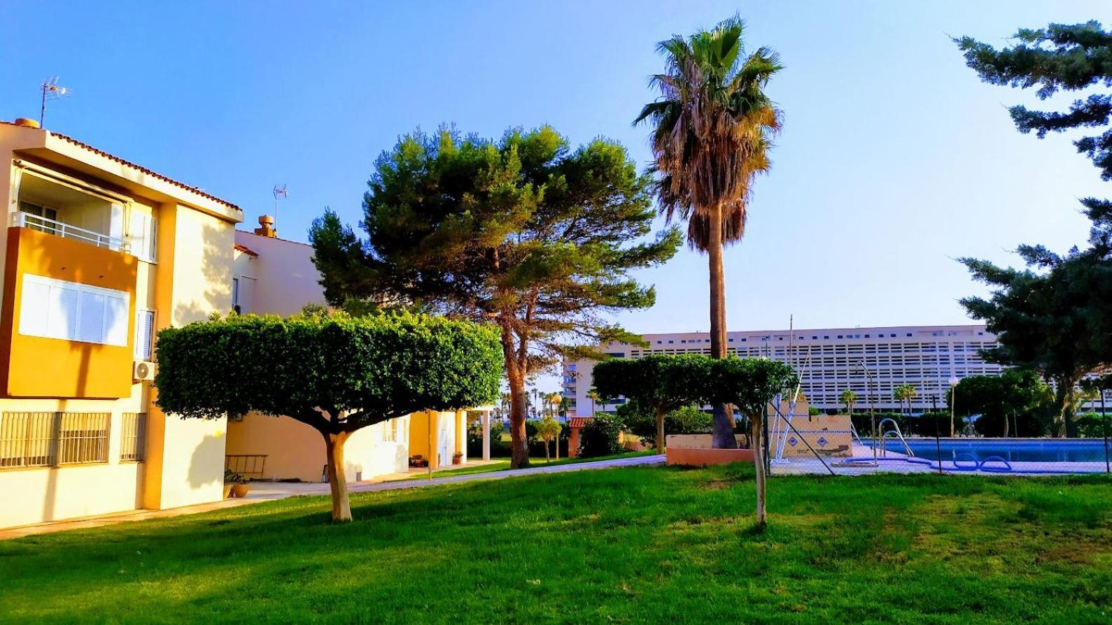 Coqueto Apartamento Con Terraza En La Playa Roquetas de Mar Esterno foto